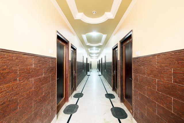 Hotel Devi Mahal Katra  Buitenkant foto